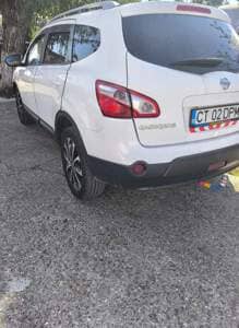Nissan Qashqai+2