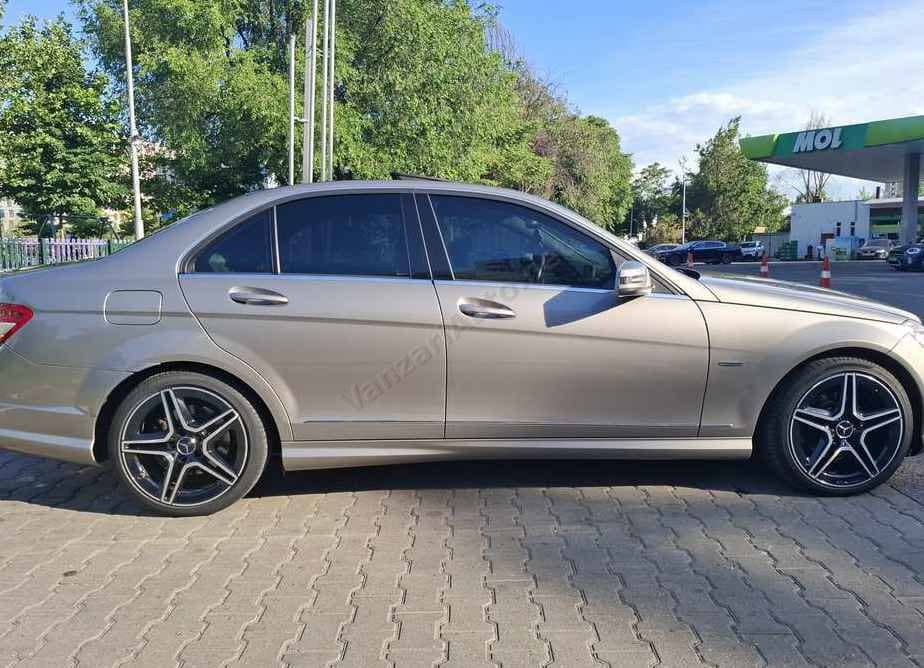 Mercedes-Benz C