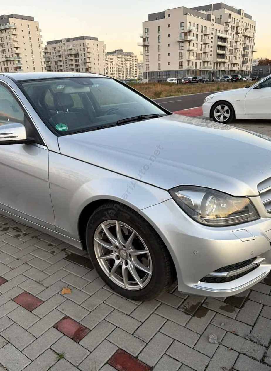 Mercedes-Benz C