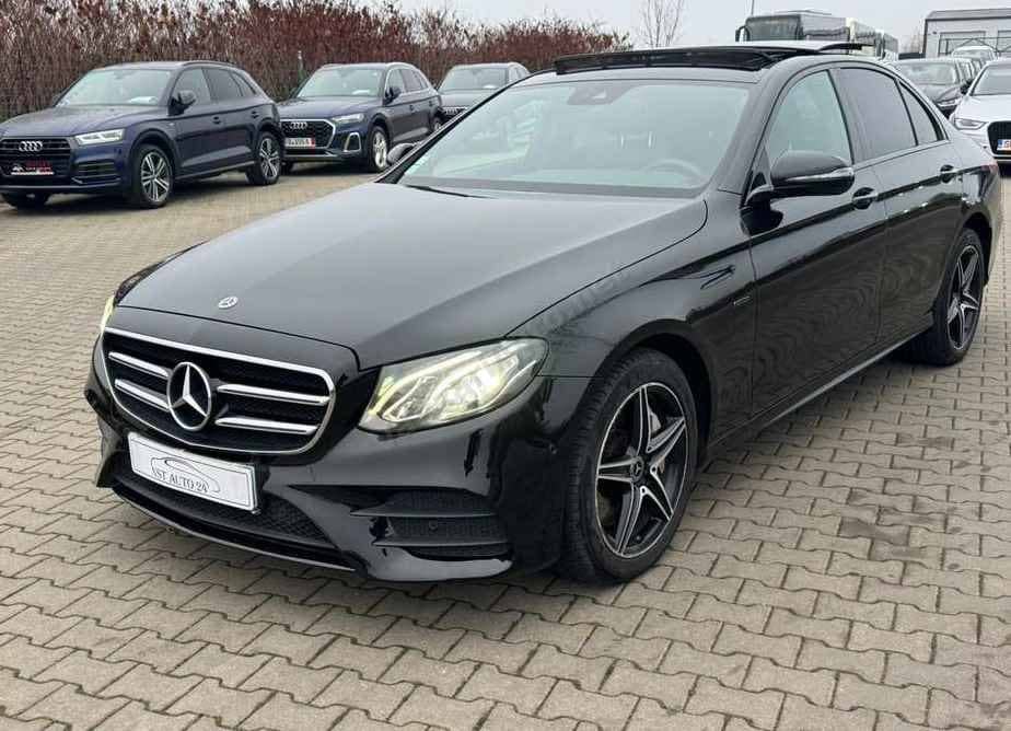 Mercedes-Benz E