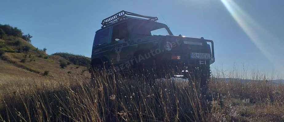 Suzuki Samurai