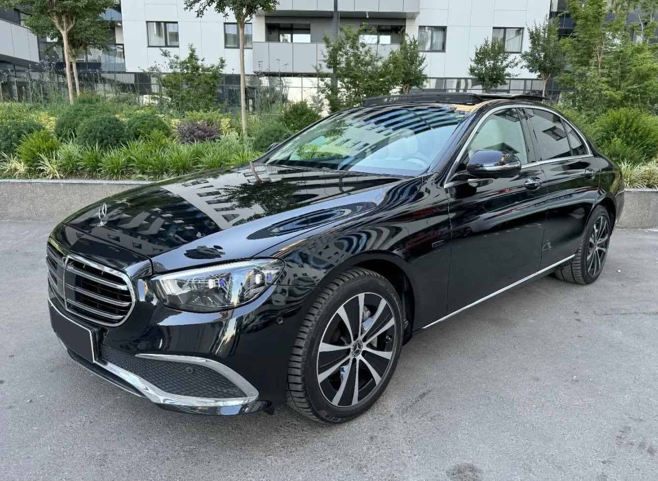 Mercedes-Benz E