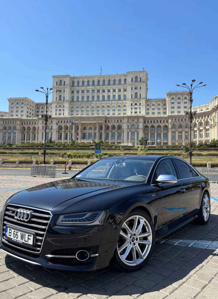 Audi S8