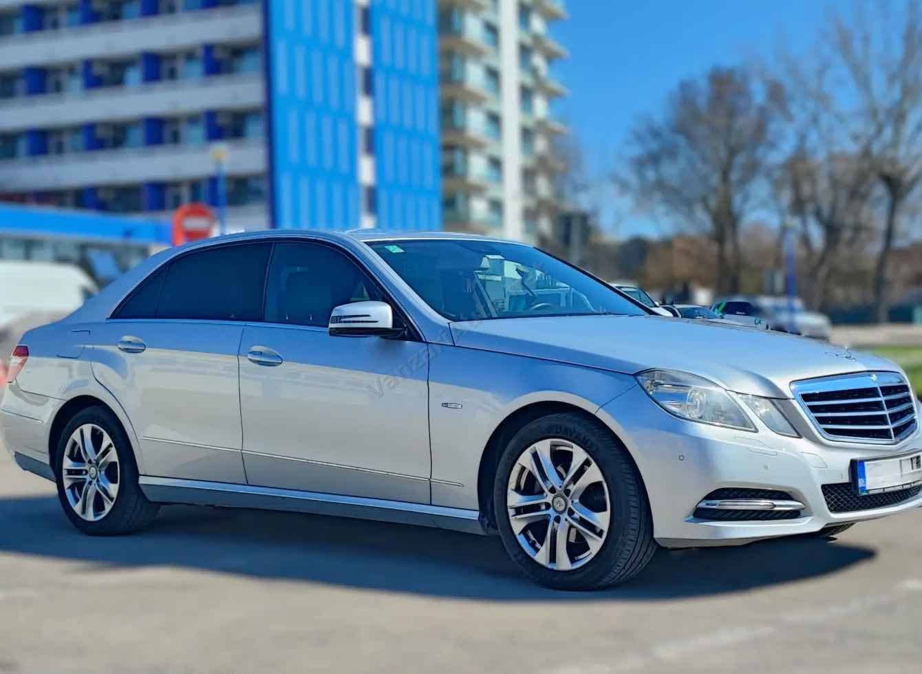 Mercedes-Benz E