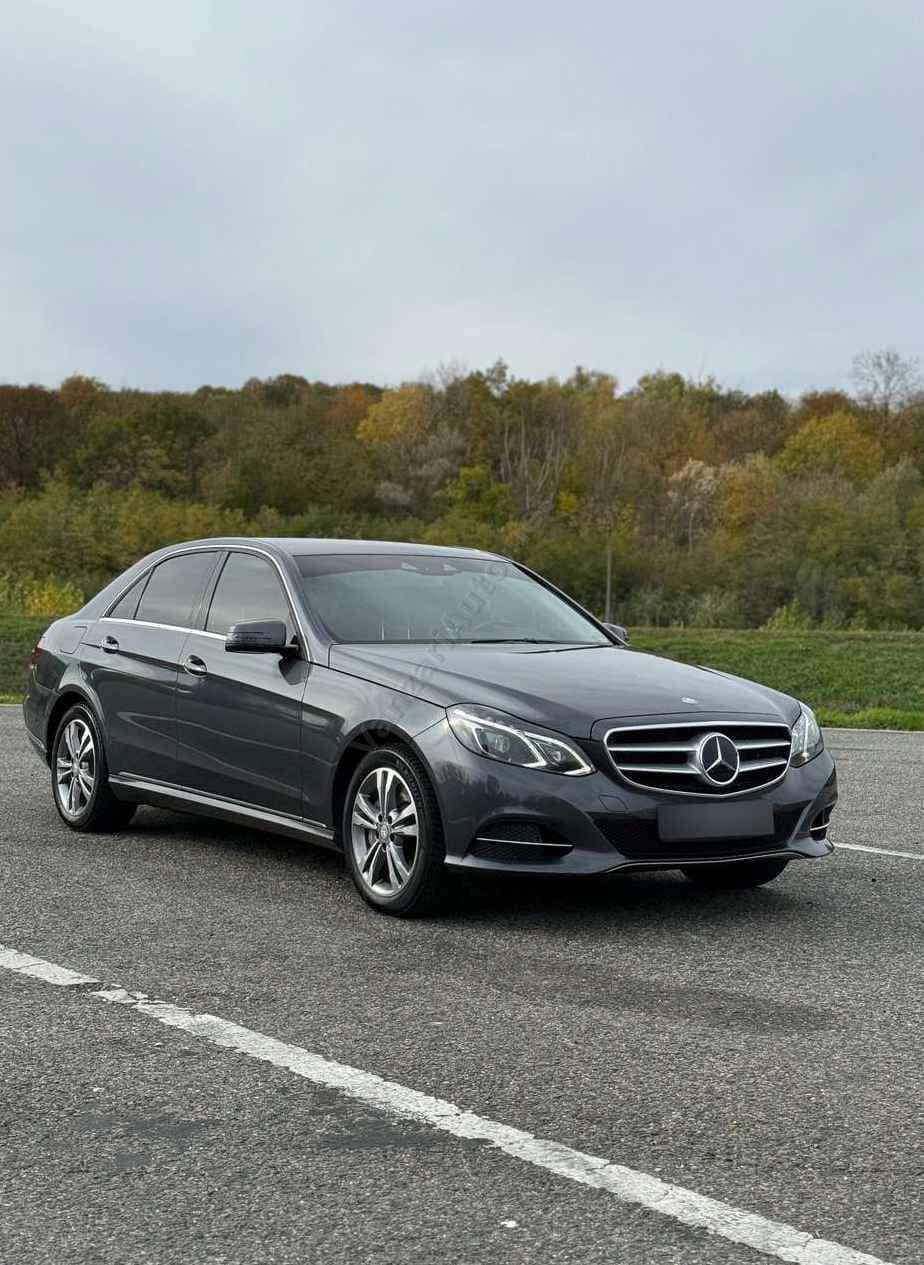 Mercedes-Benz E