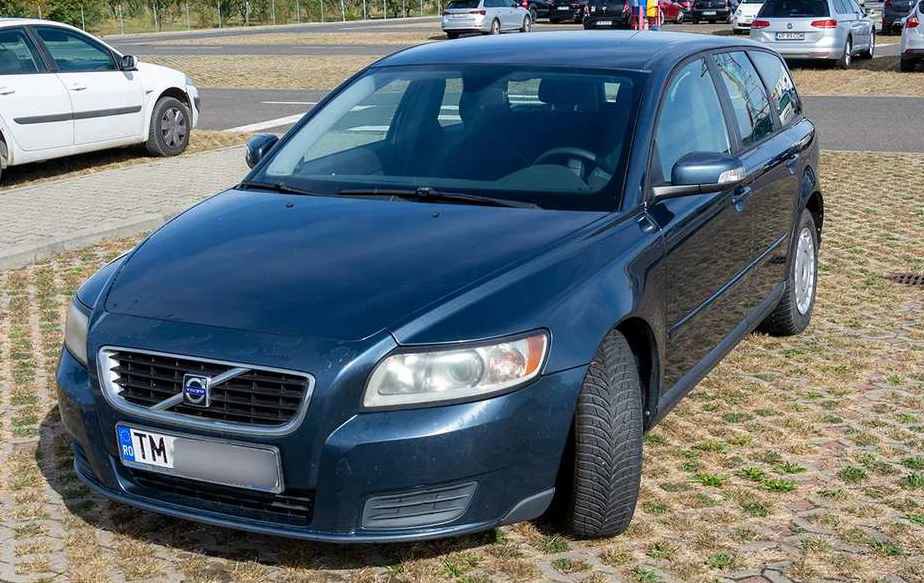 Volvo V50