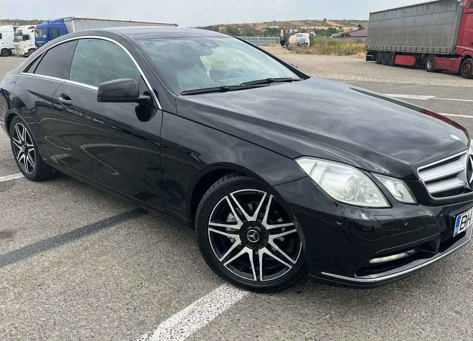 Mercedes-Benz E