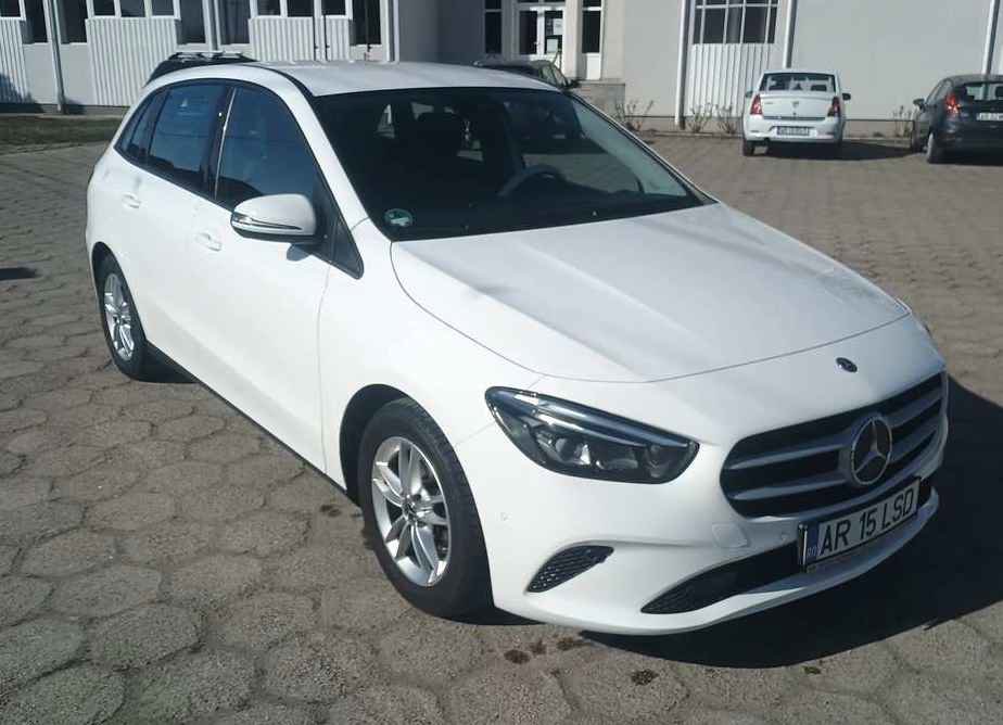 Mercedes-Benz B