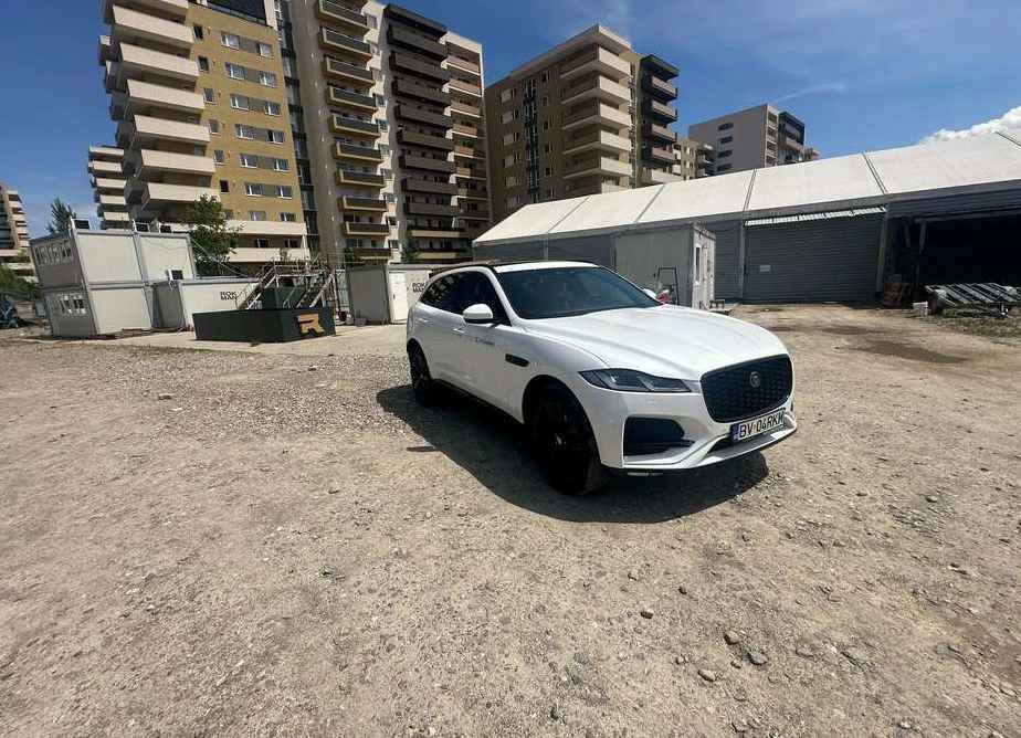 Jaguar F-Pace
