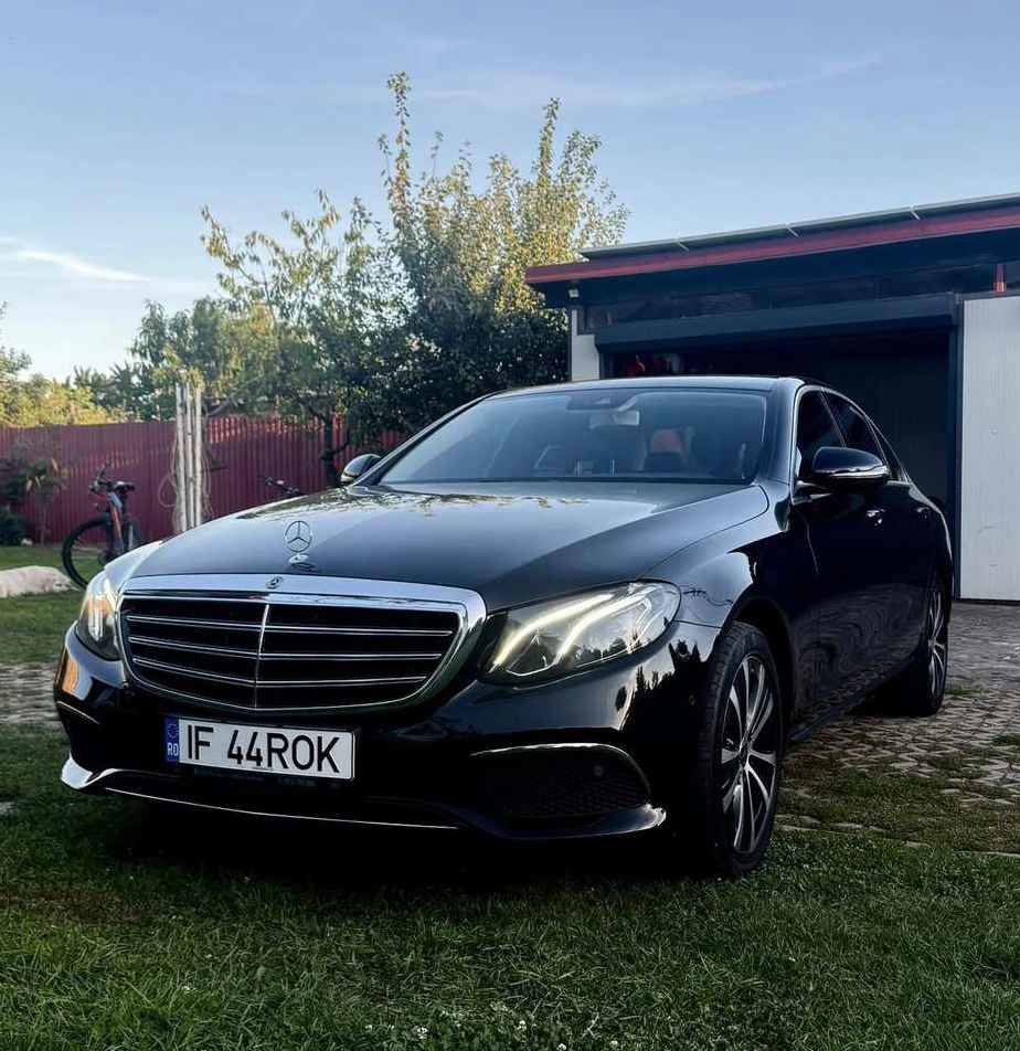 Mercedes-Benz E
