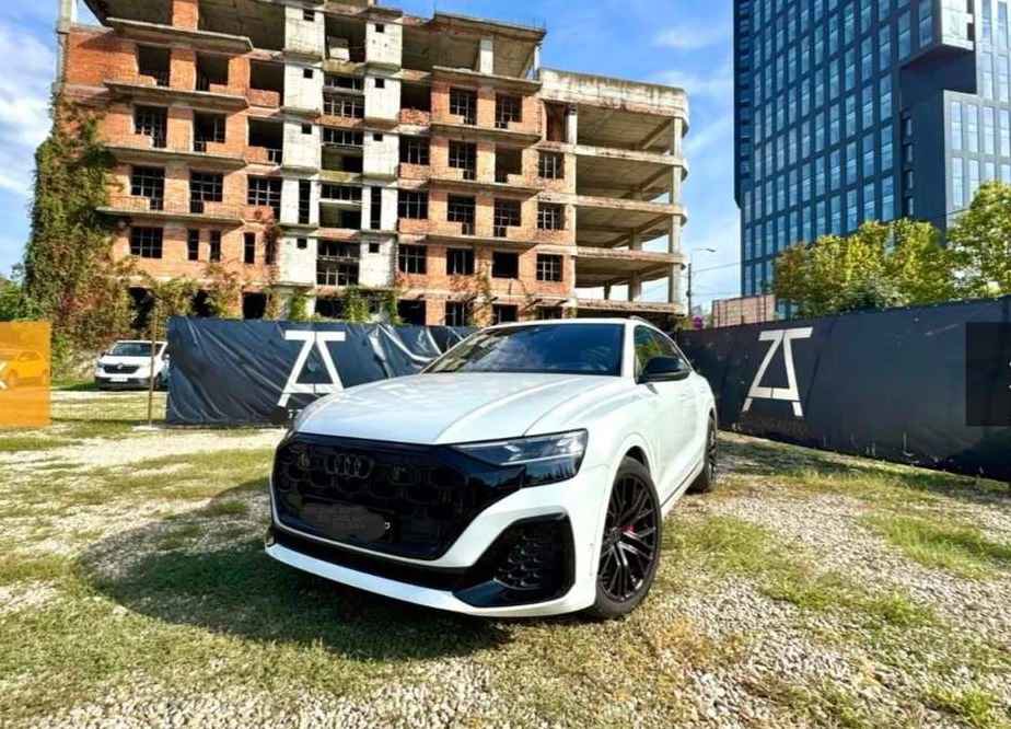 Audi SQ8