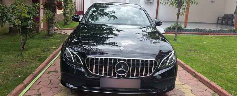 Mercedes-Benz E