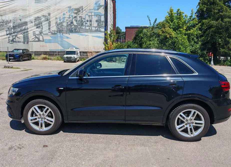 Audi Q3