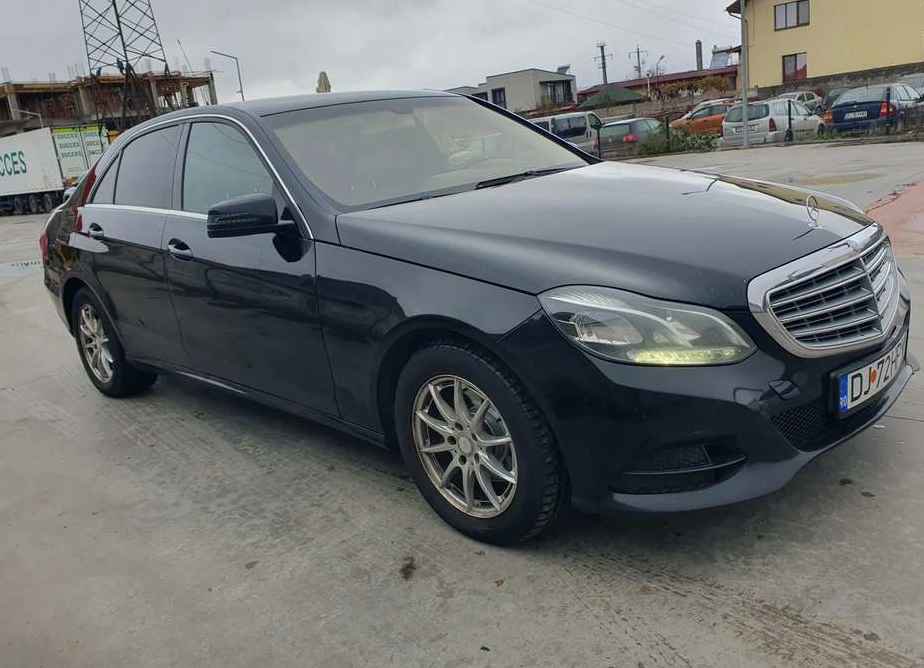 Mercedes-Benz E