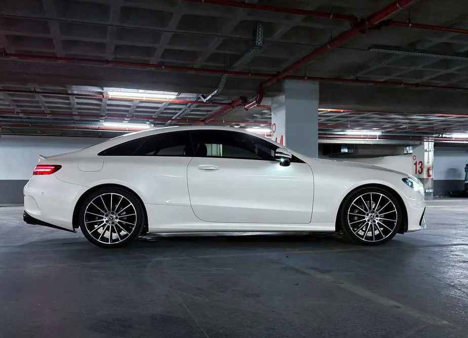Mercedes-Benz E