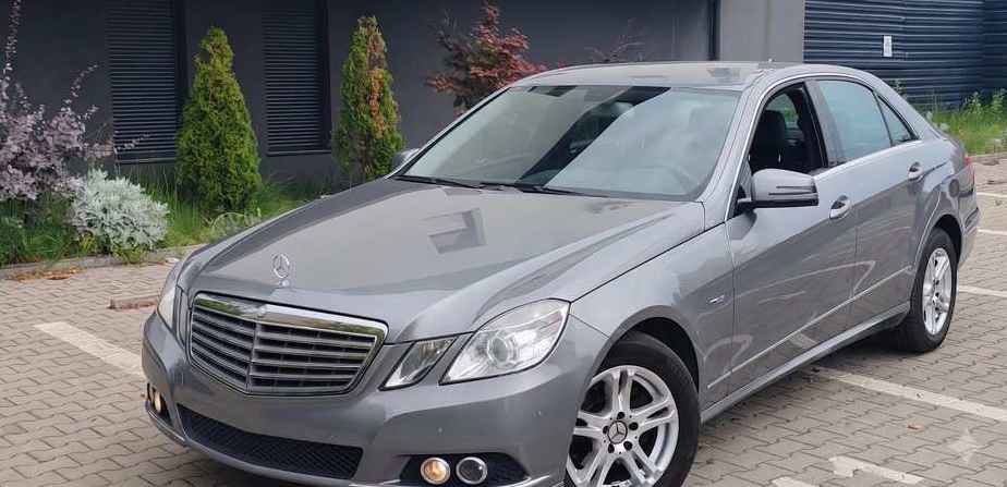Mercedes-Benz E