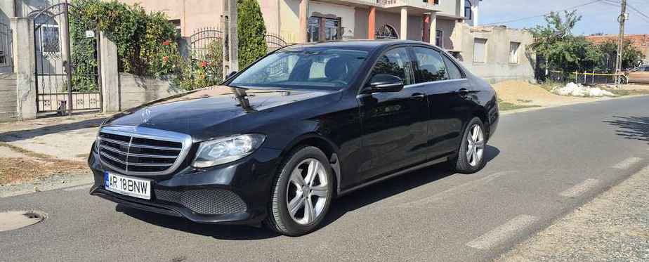 Mercedes-Benz E