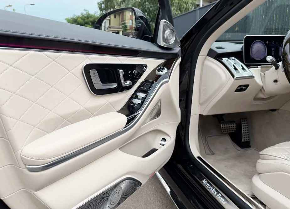 Mercedes-Benz S