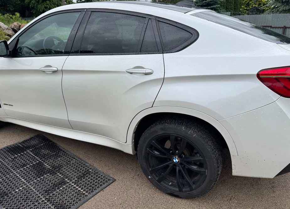 BMW X6