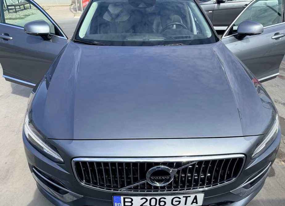 Volvo S90