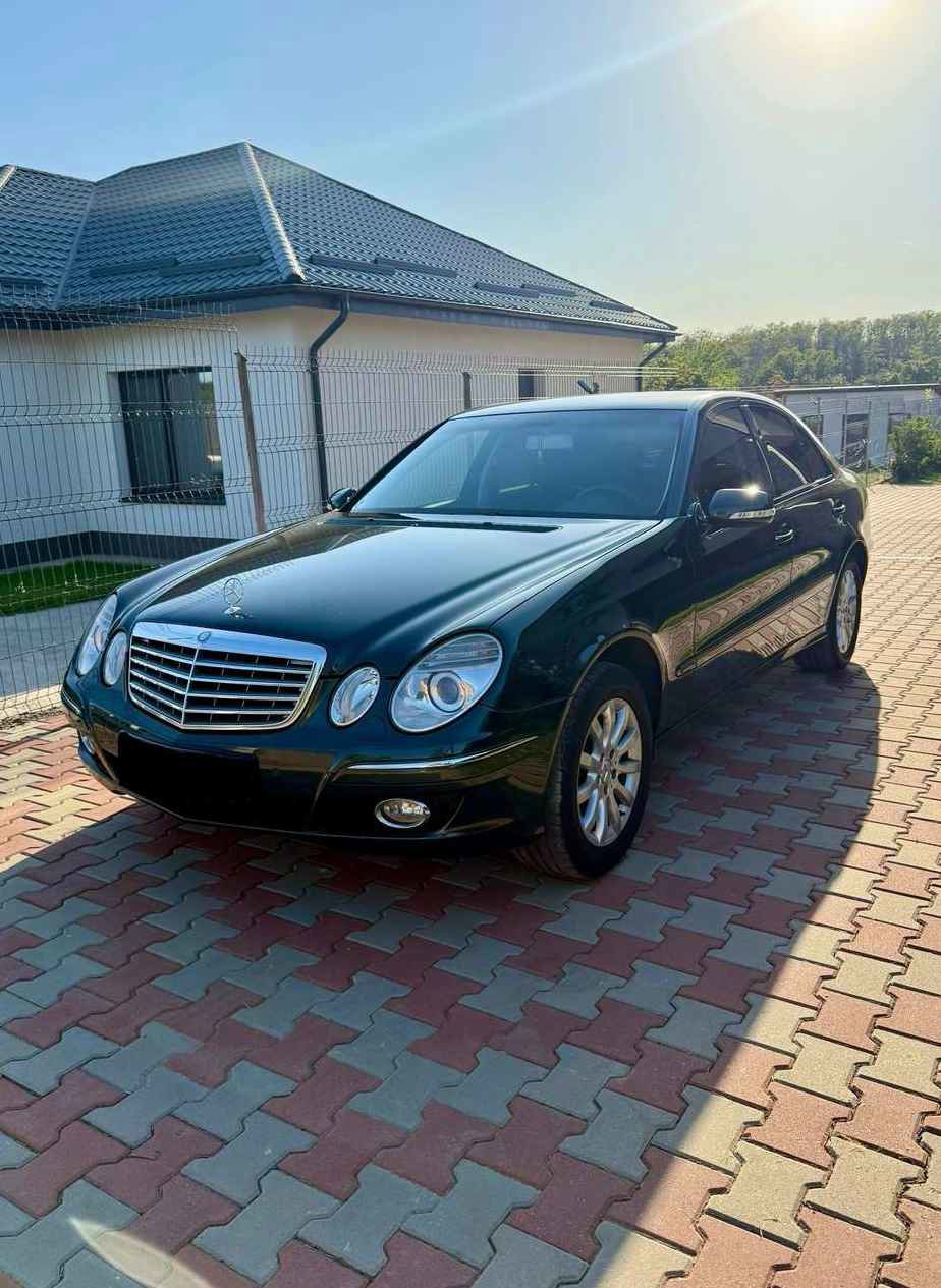 Mercedes-Benz E