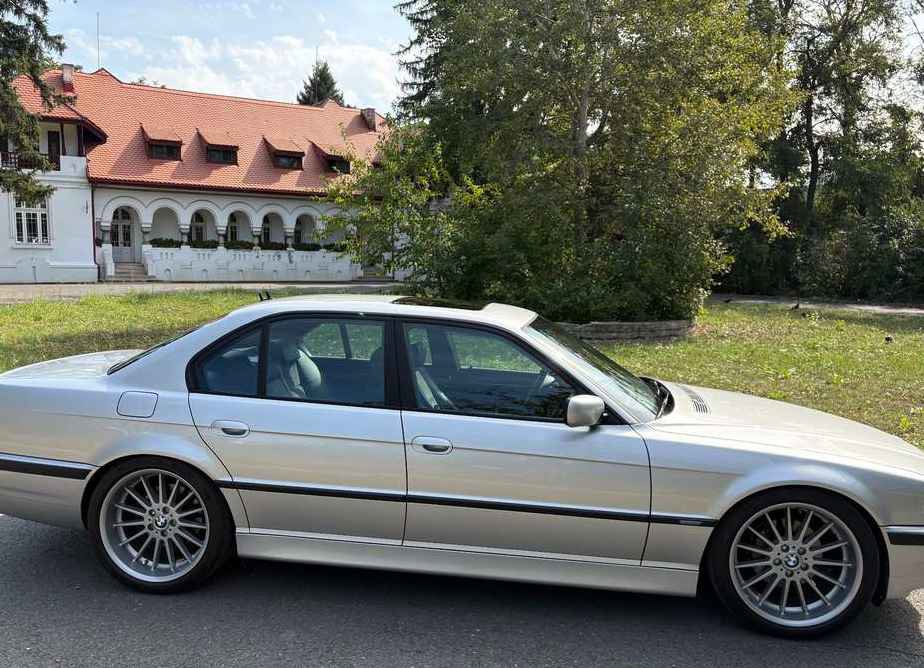 BMW Seria 7