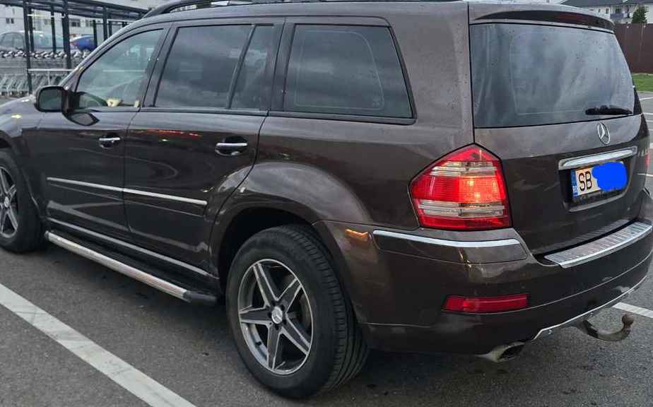 Mercedes-Benz GL