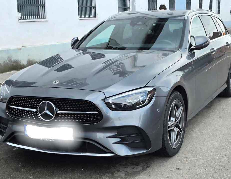 Mercedes-Benz E