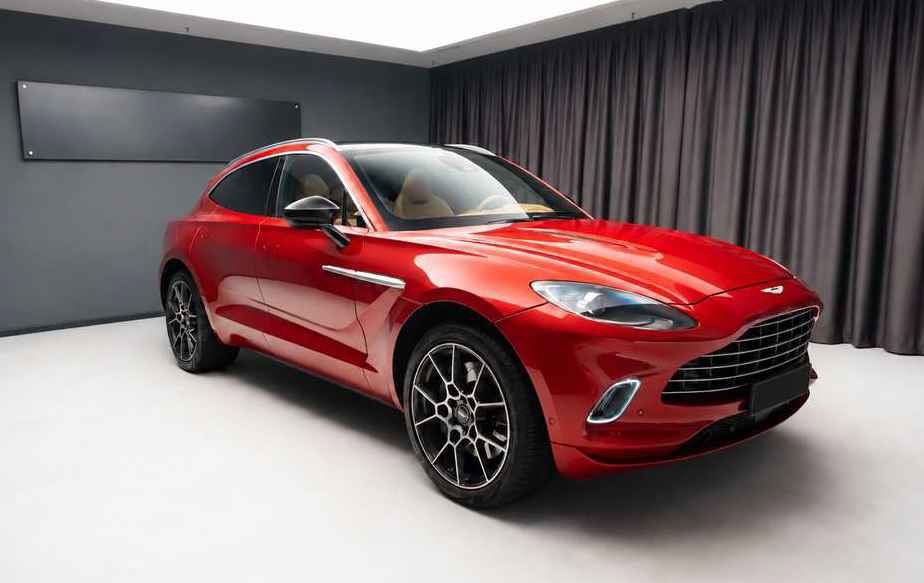 Aston Martin DBX