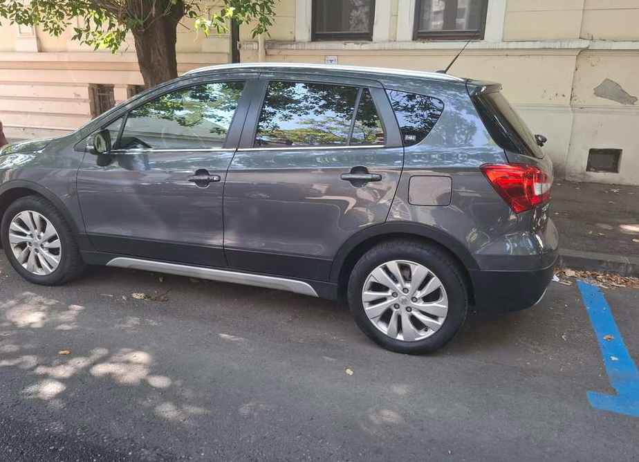 Suzuki SX4
