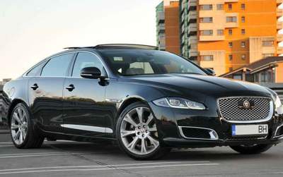 Jaguar XJ
