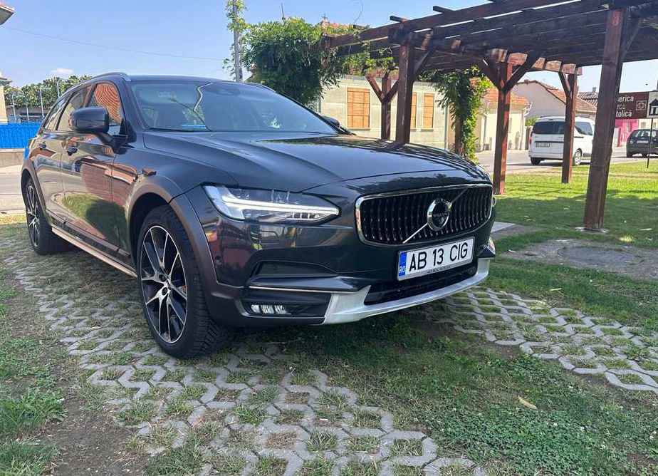 Volvo V90