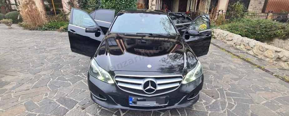 Mercedes-Benz E