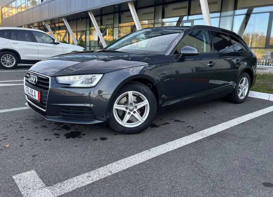 Audi A4