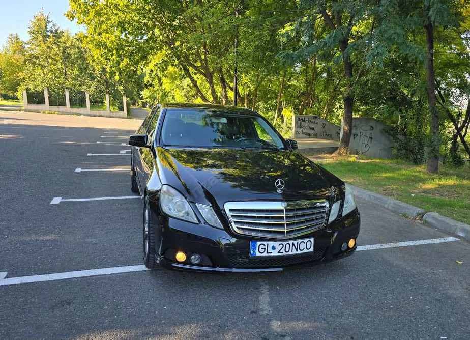 Mercedes-Benz E