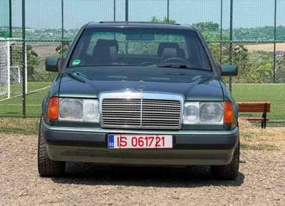 Mercedes-Benz W124