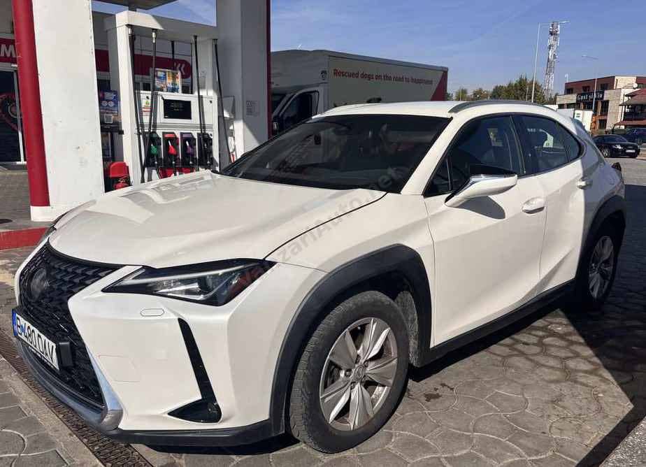 Lexus UX