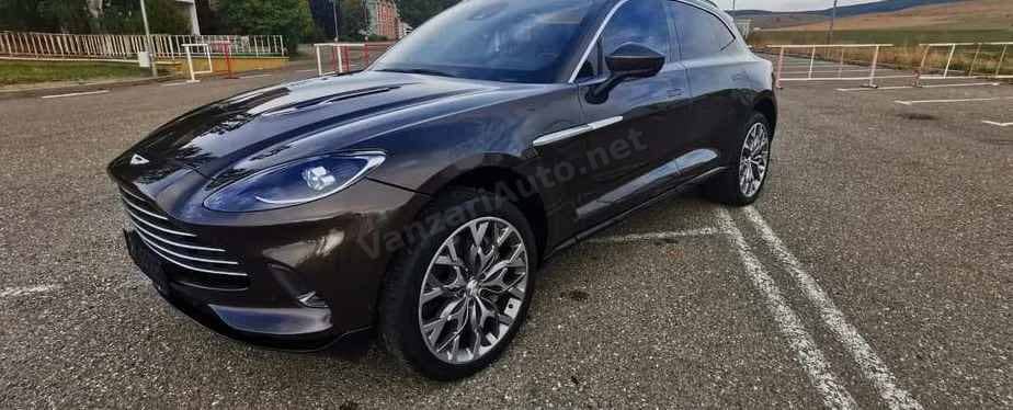 Aston Martin DBX